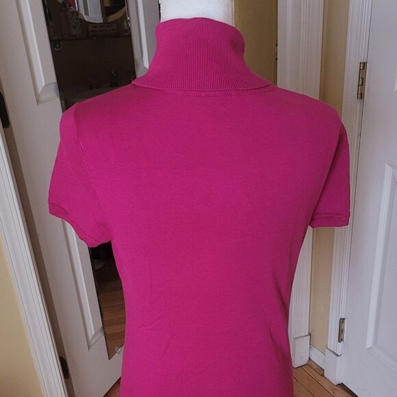 ANN TAYLOR FUSCHIA SILK BLEND TURTLE NECK - Picture 5 of 5